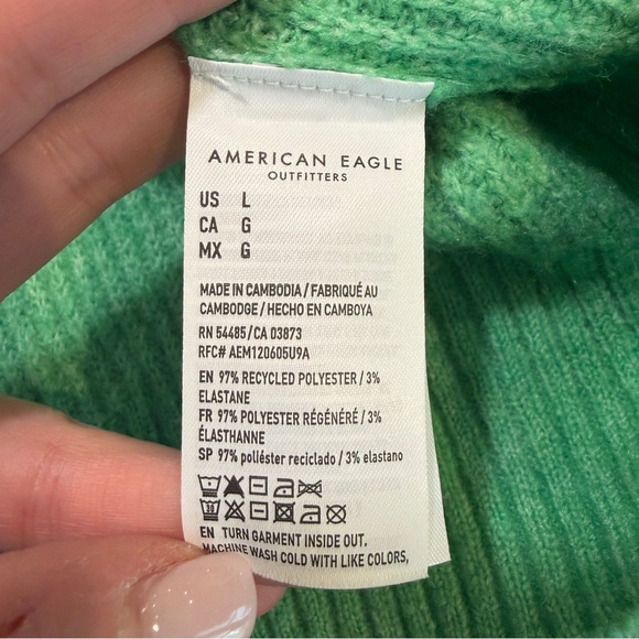 NWT American Eagle Soft Crewneck Lightweight Knit Sweater Kelly Green Size L - Picture 3 of 5